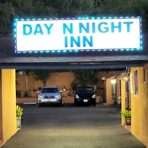 DAY N NIGHT Inn